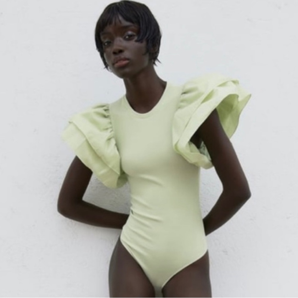 Zara Sage green bodysuit puffy ruffle sleeves / Size S